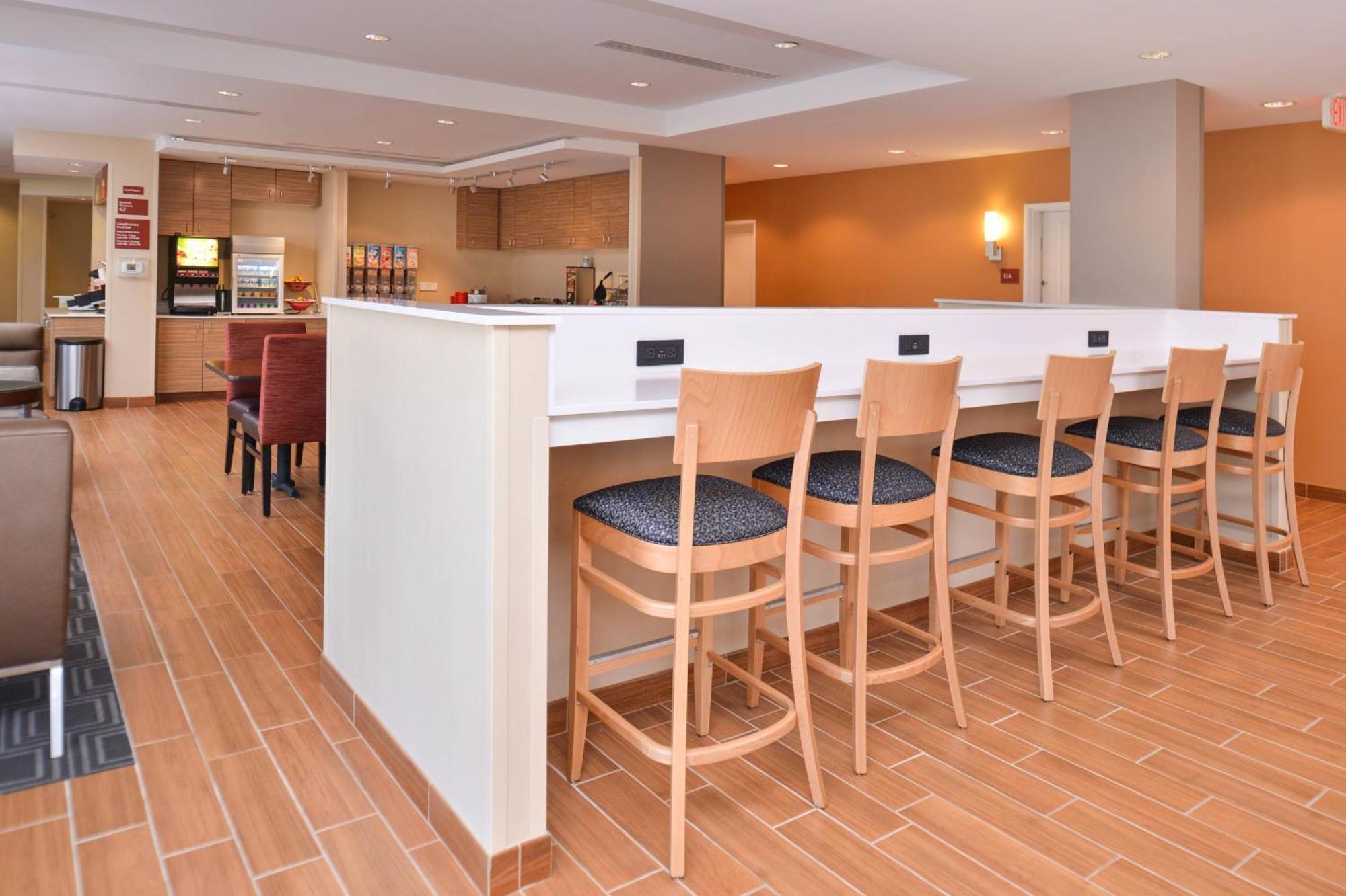 Towneplace Suites By Marriott Gillette Bagian luar foto