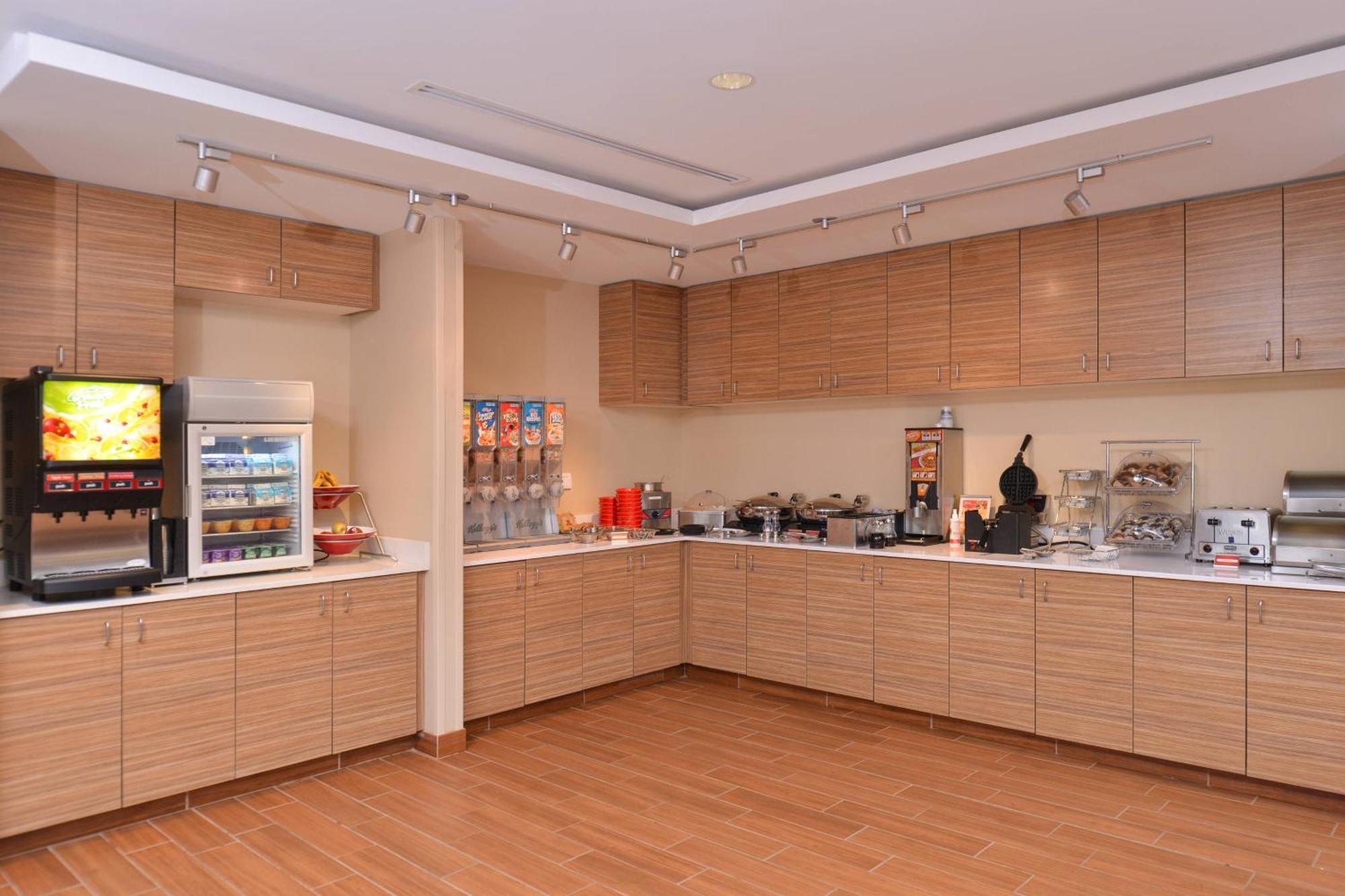 Towneplace Suites By Marriott Gillette Bagian luar foto