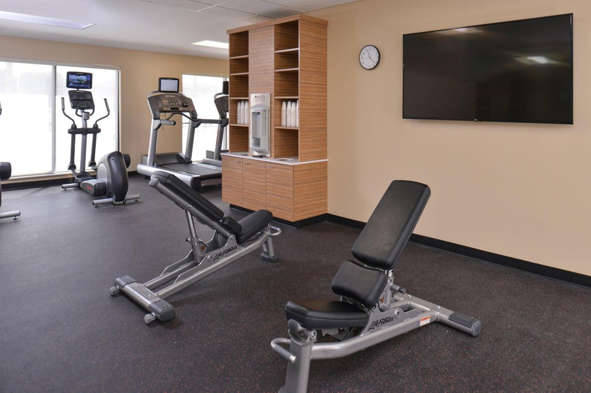 Towneplace Suites By Marriott Gillette Bagian luar foto