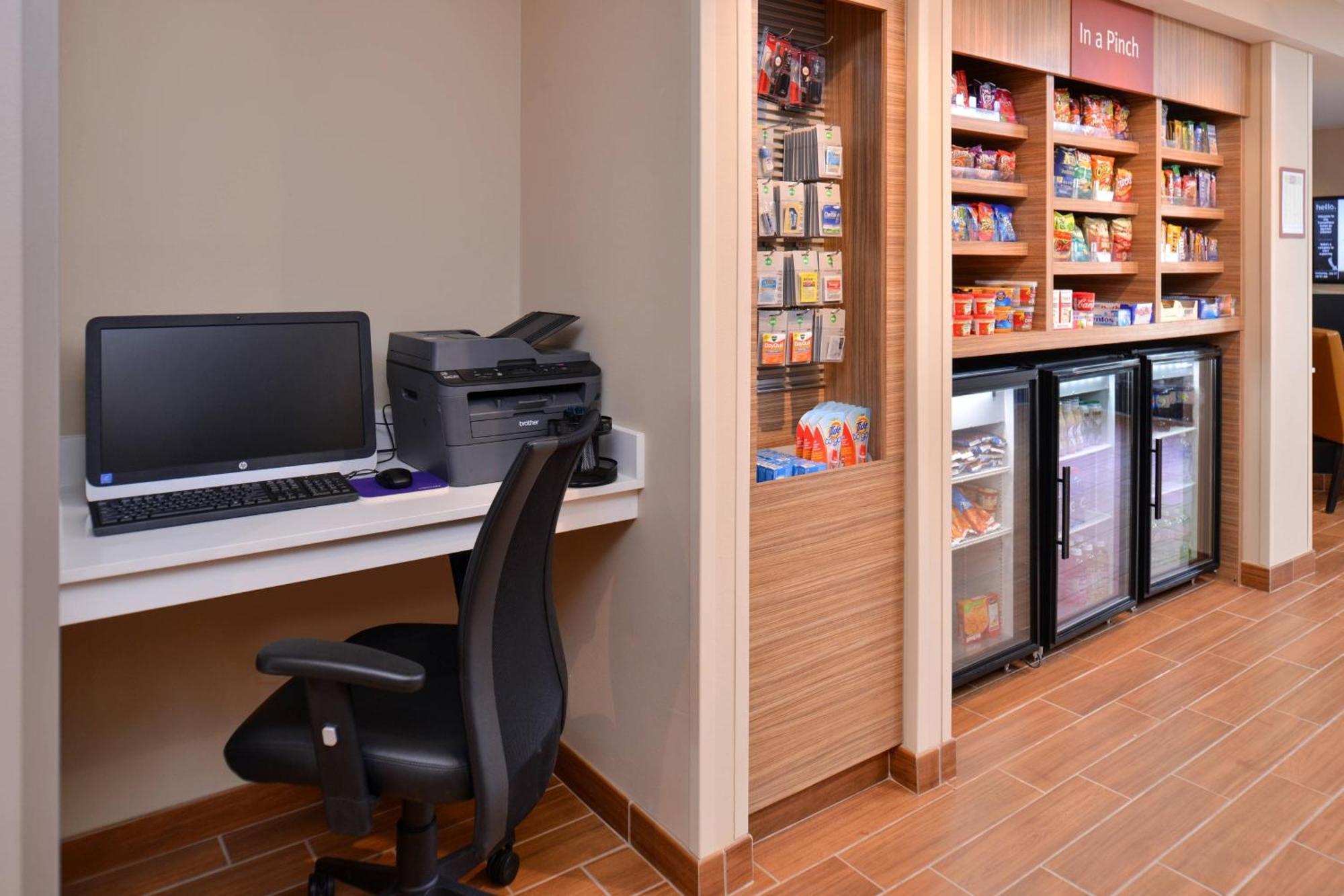 Towneplace Suites By Marriott Gillette Bagian luar foto