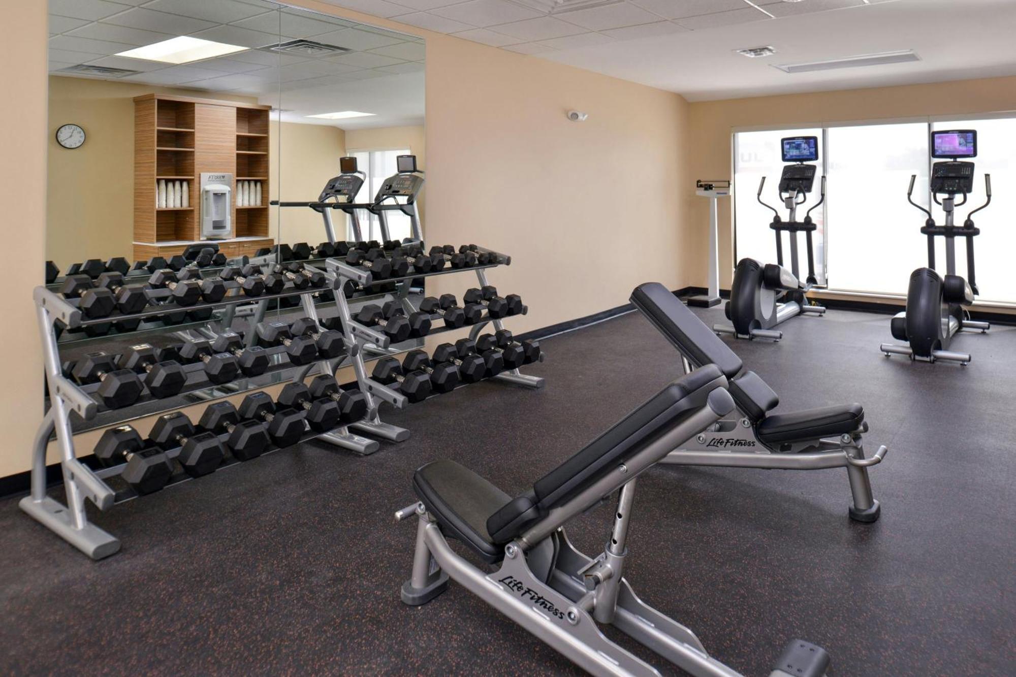 Towneplace Suites By Marriott Gillette Bagian luar foto